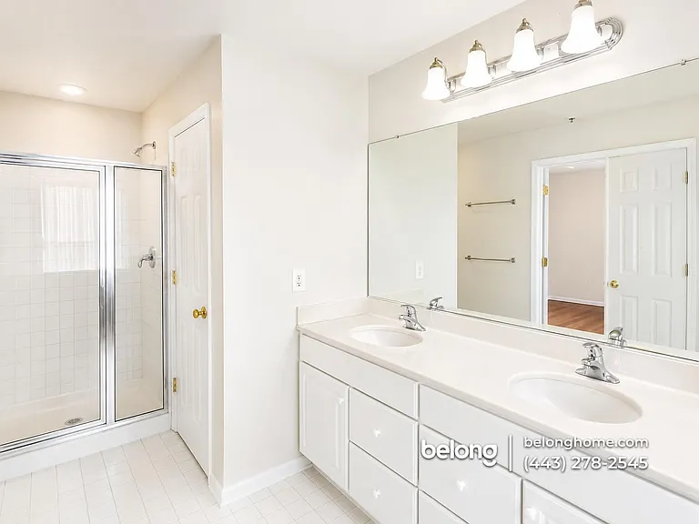 11430 Grandview Ave — Photo 9
