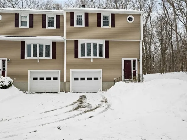 46 Lexington Rd Unit 46, Millbury, MA 01527