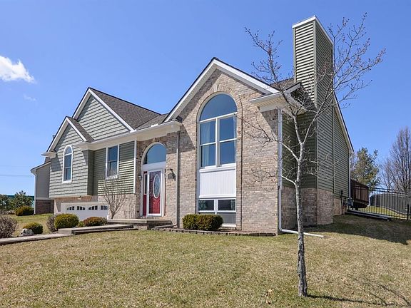 2nd image of 968 Country Creek Dr