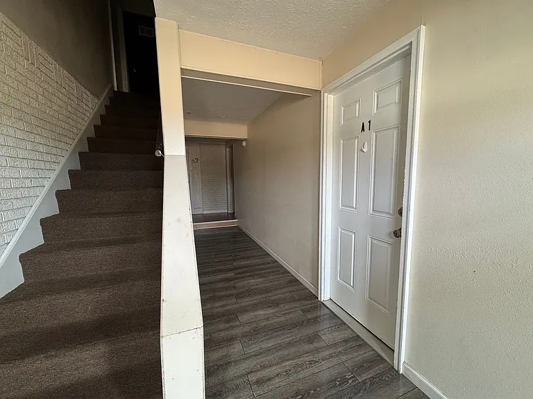 222 Vickie Lynn Ln — Photo 2