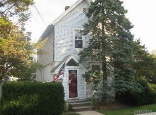 461 Emerson Pl, Valley Stream, NY 11580