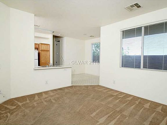 4th image of 6584 Cotsfield Ave