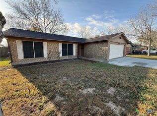 1420 Avalon St, Pt Lavaca, TX 77979