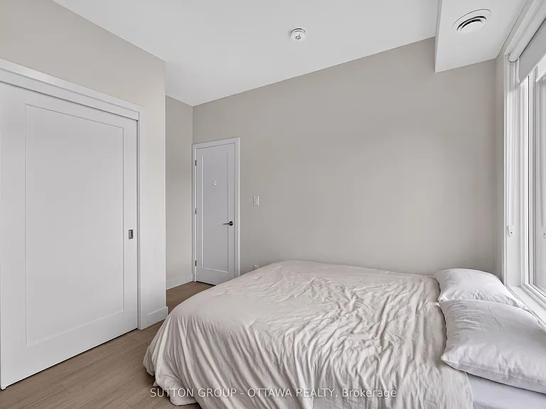 250 Ferland St #5 — Photo 16