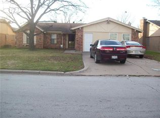 108 Coury Rd, Everman, TX 76140