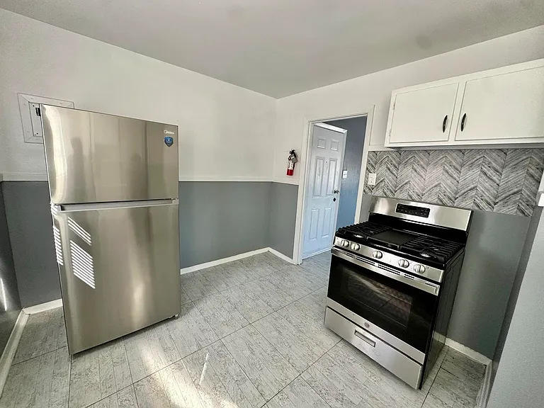 212 S Fillmore St #B — Photo 12