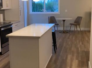 2273 66th Ave SE #A, Mercer Island, WA 98040