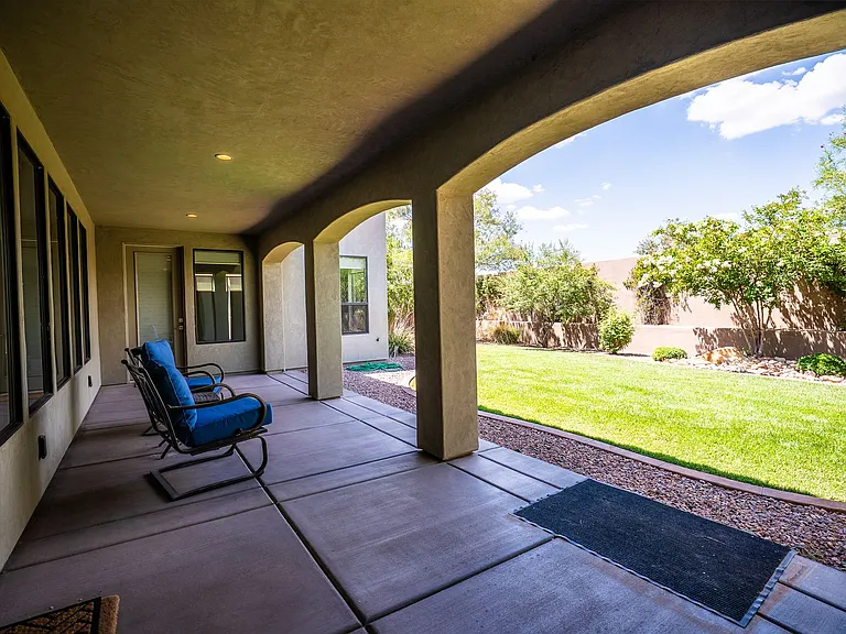 1504 W Shinnecock Dr — Photo 24