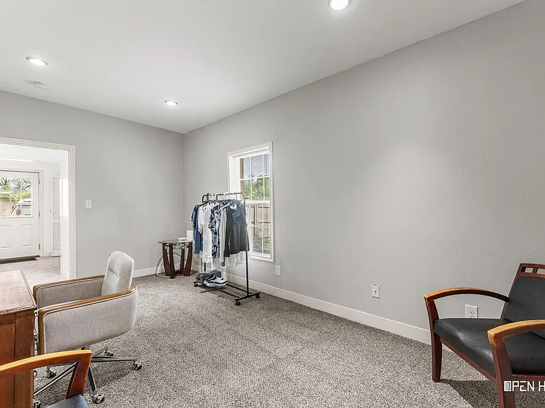2904 Sturdevandt Pl — Photo 27