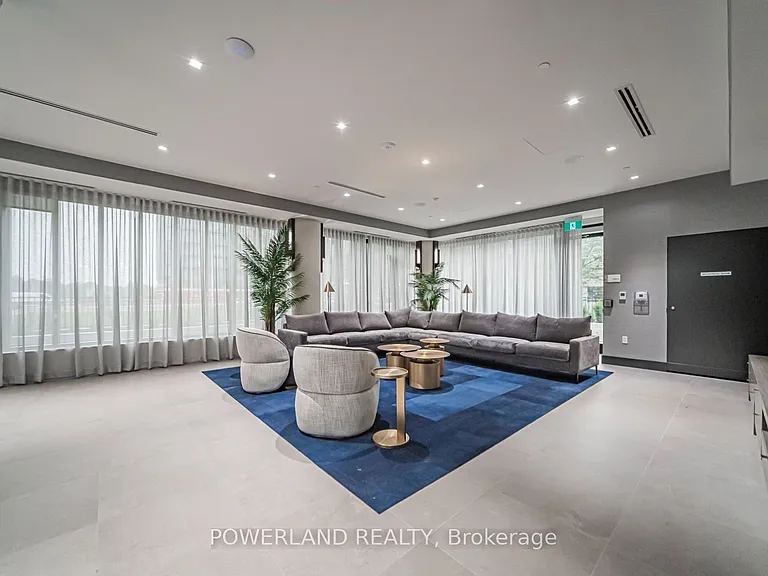 5858 Yonge St #2423 — Photo 8