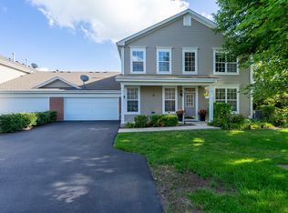 288 Whitfield Dr #B, Sugar Grove, IL 60554