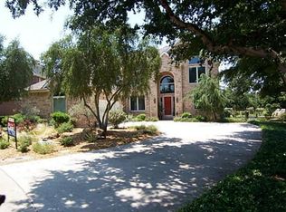 2124 Mossy Oak Dr, Irving, TX 75063