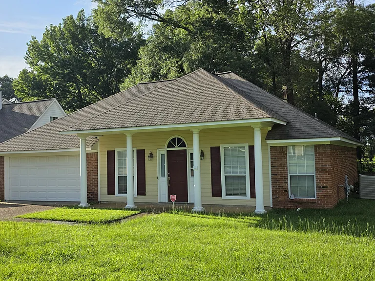 401 Hemlock Dr — Photo 29