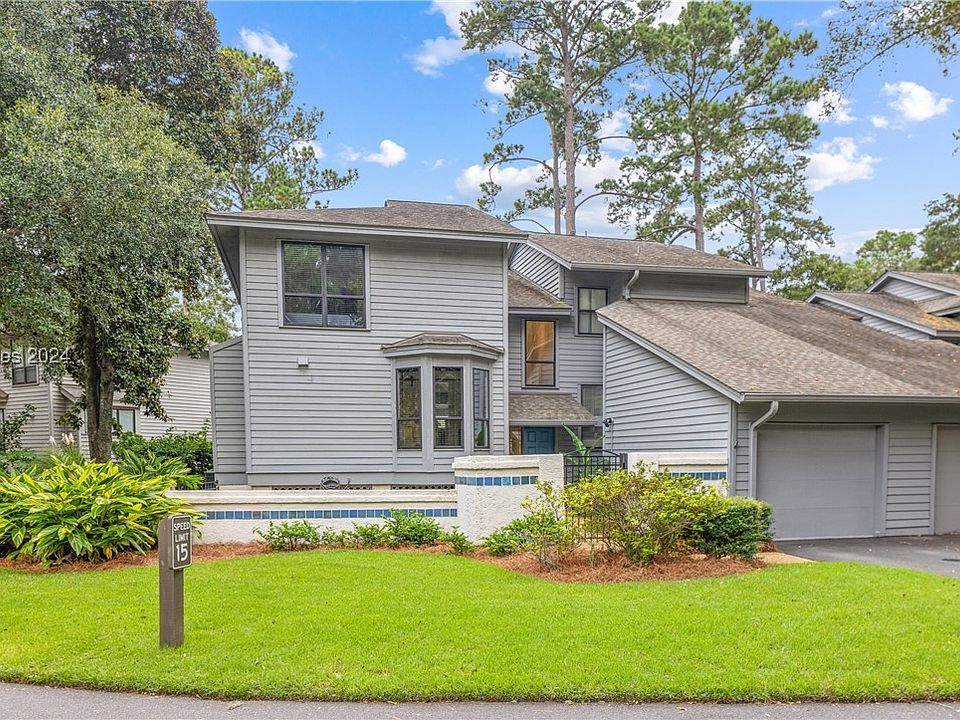 1st image of 19 Lake Forest Dr