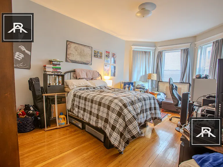 231 Kelton St #4 — Photo 5