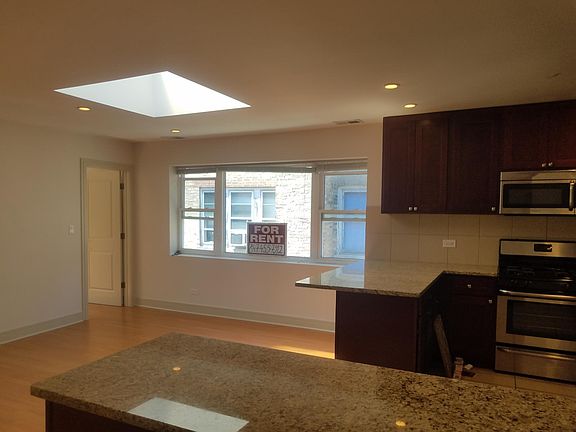 2nd image of 9565 Franklin Ave