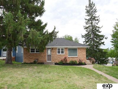 1001 Parkway Dr, Bellevue, NE, 68005
