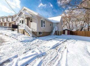 2 Hainer St #SFH, Saint Catharines, ON L2S1M4