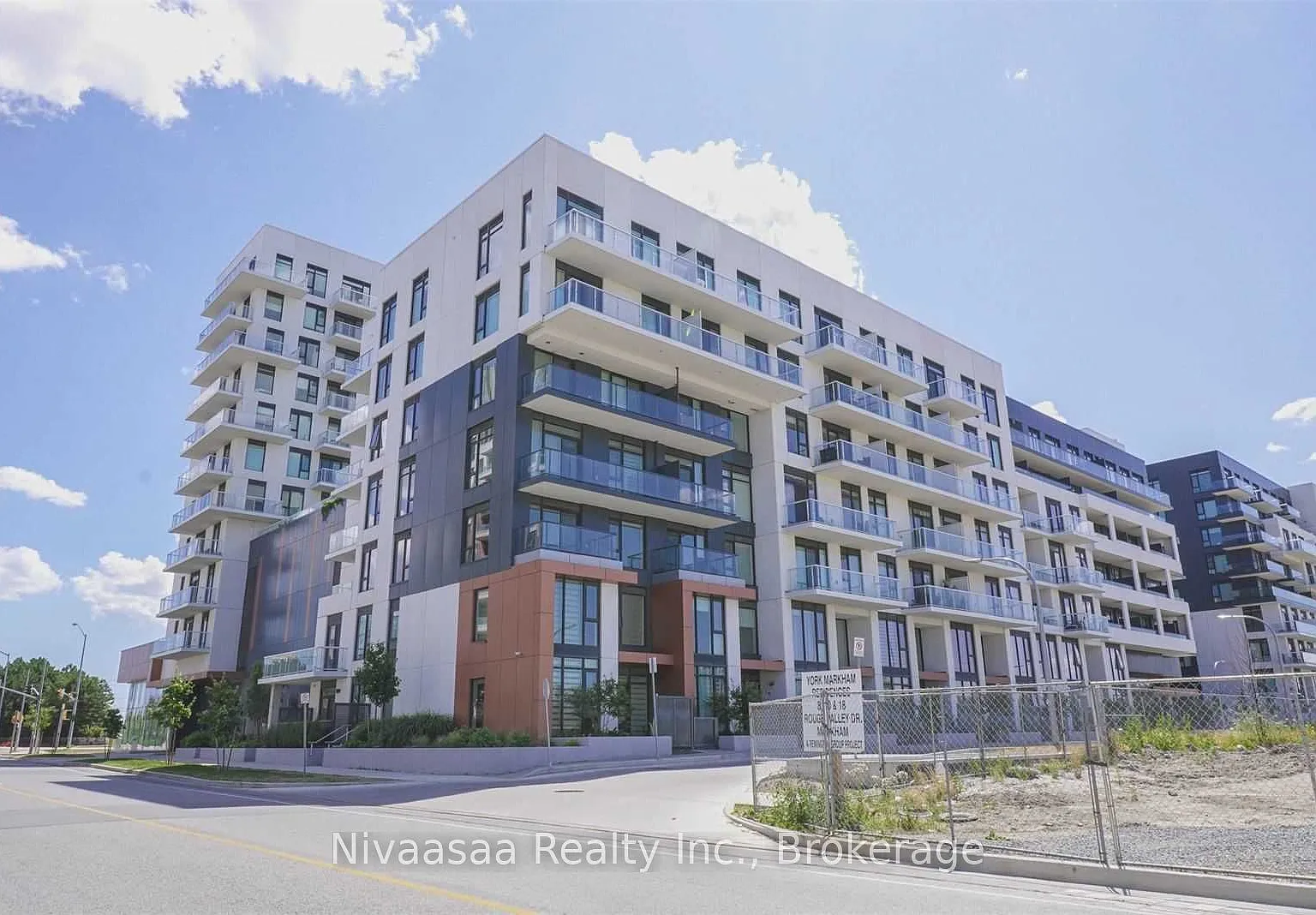 2 bed, $2,400 — Photo 1
