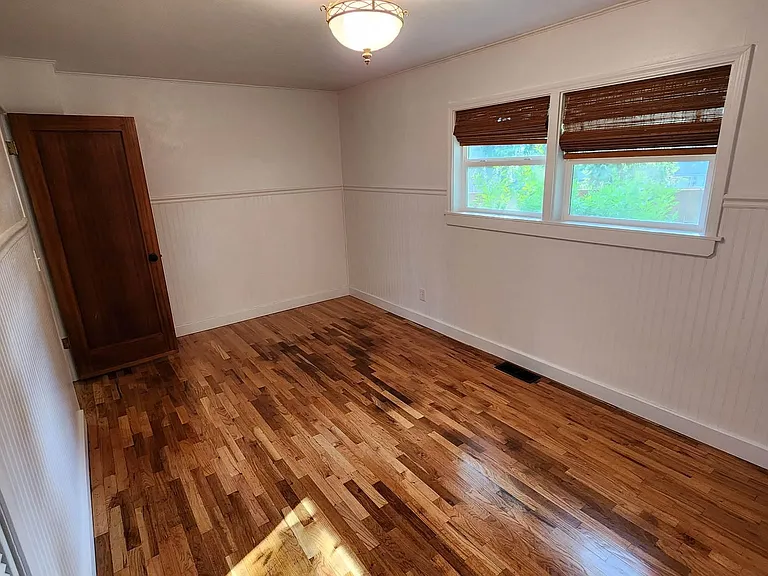 1717 Gary St NE — Photo 20