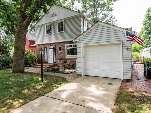 935 8th Ave SW, Rochester, MN 55902