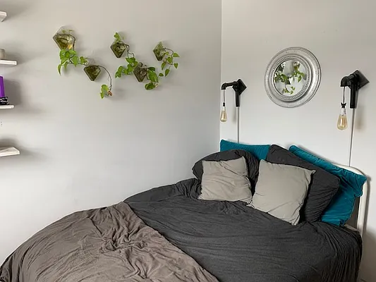 Rented by Friedman Roth Realty | media 37