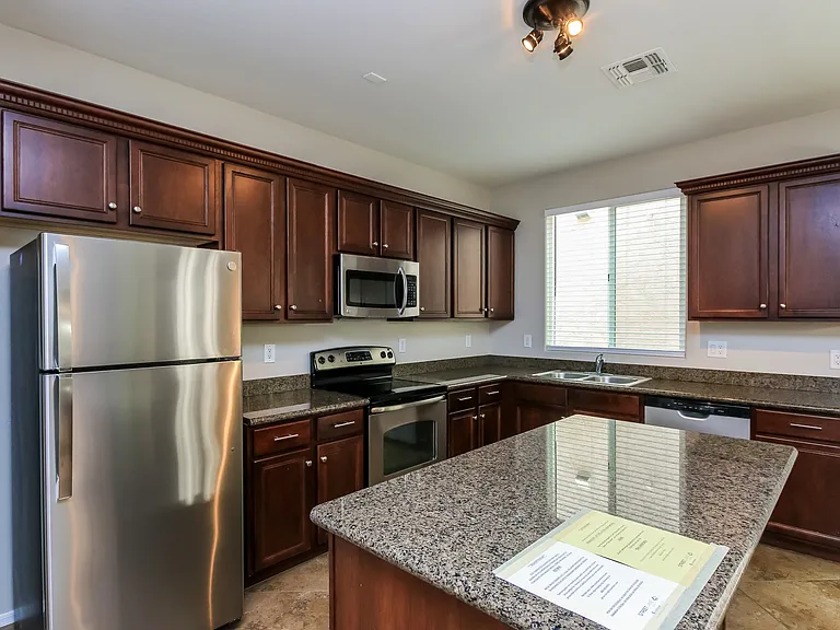 4113 E Tulsa St — Photo 9