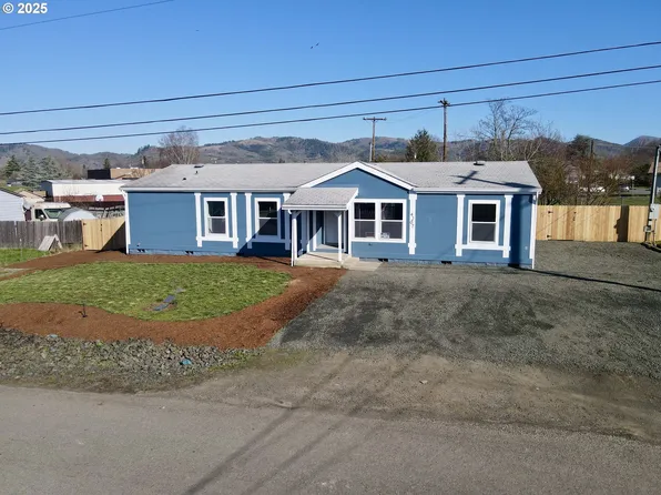 4207 Hanna St, Roseburg, OR 97471