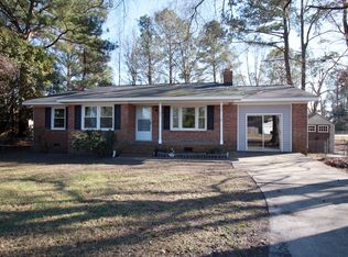 102 Berks Ct, Jacksonville, NC 28546