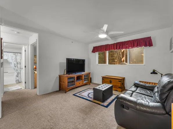 35 Katie Ln, Lahaina, HI