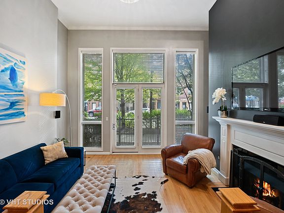 3rd image of 3350 N Southport Ave APT 1S