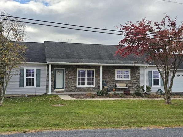 494 Pottsville St, Herndon, PA 17830
