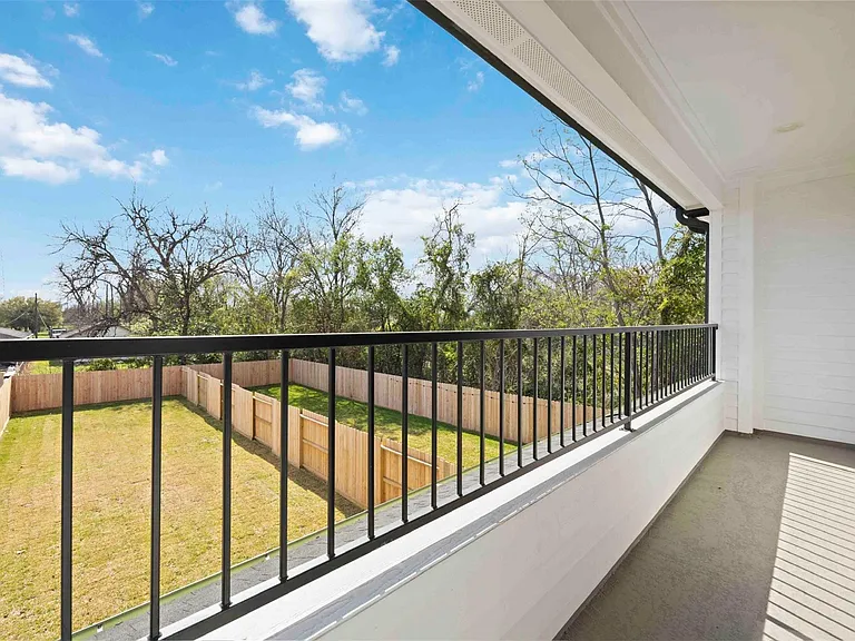 3504 Caplin St #B — Photo 13
