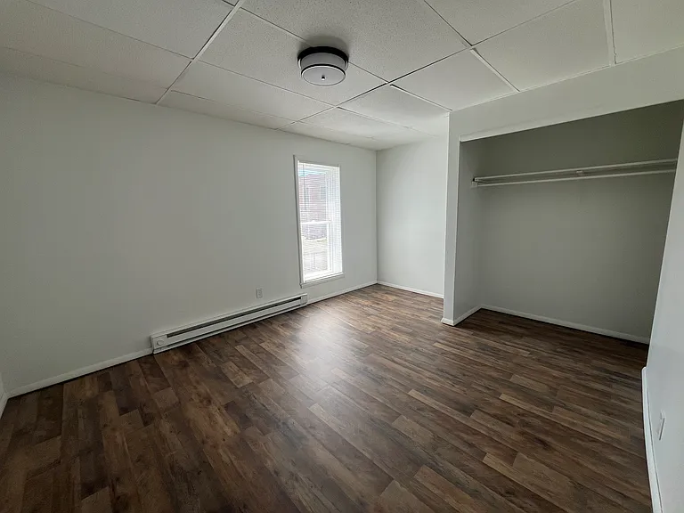 306 W 6th St #306 — Photo 4