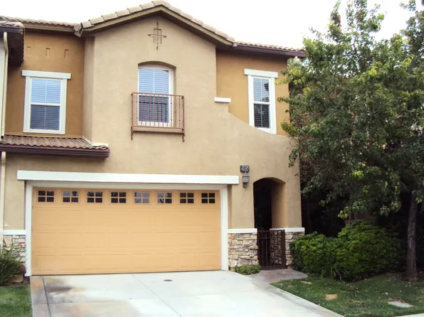 26624 Via Bellazza, Valencia, CA 91381