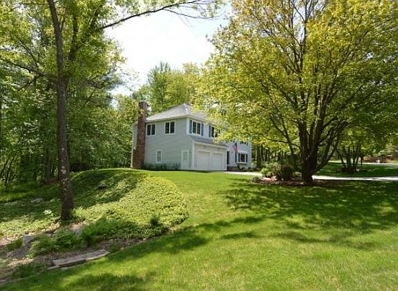 2nd image of 3 King Phillip Dr