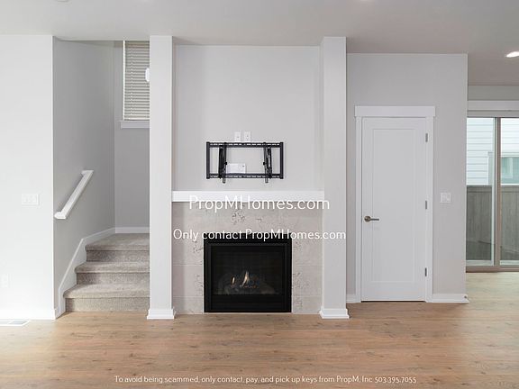 5th image of 8109 SE Vermont St