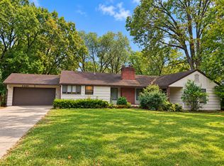 2405 W Old Shakopee Rd, Bloomington, MN 55431