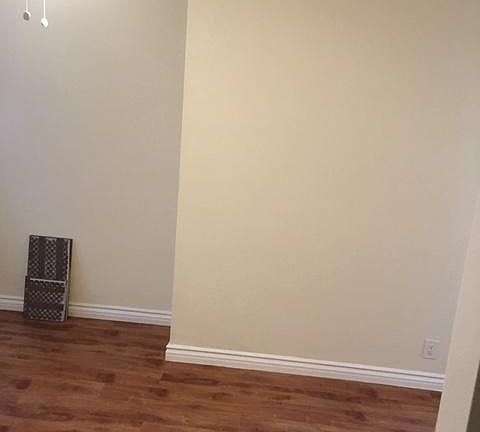 5th image of 1225 Wilcox Ave APT 8