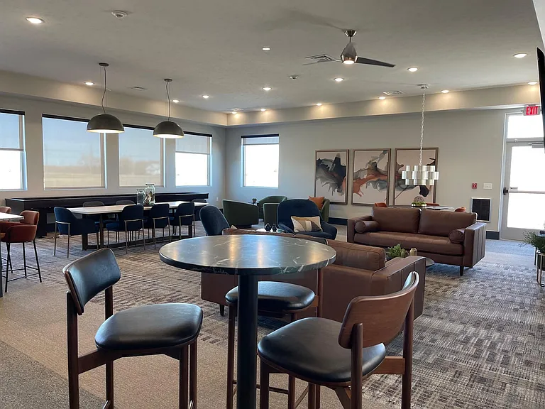 Bluestem Apartments — Photo 4