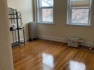 352 Riverway APT 4C, Boston, MA 02115