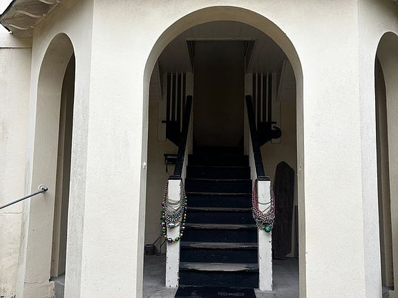 5th image of 730 Spanish Town Rd #3