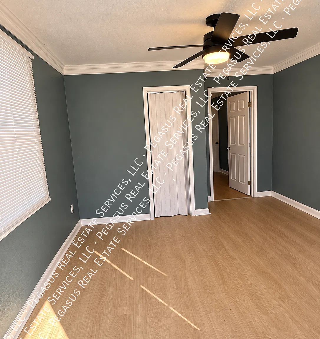 Adorable Renovated Duplex That Is Section 8 Friendly — Photo 3