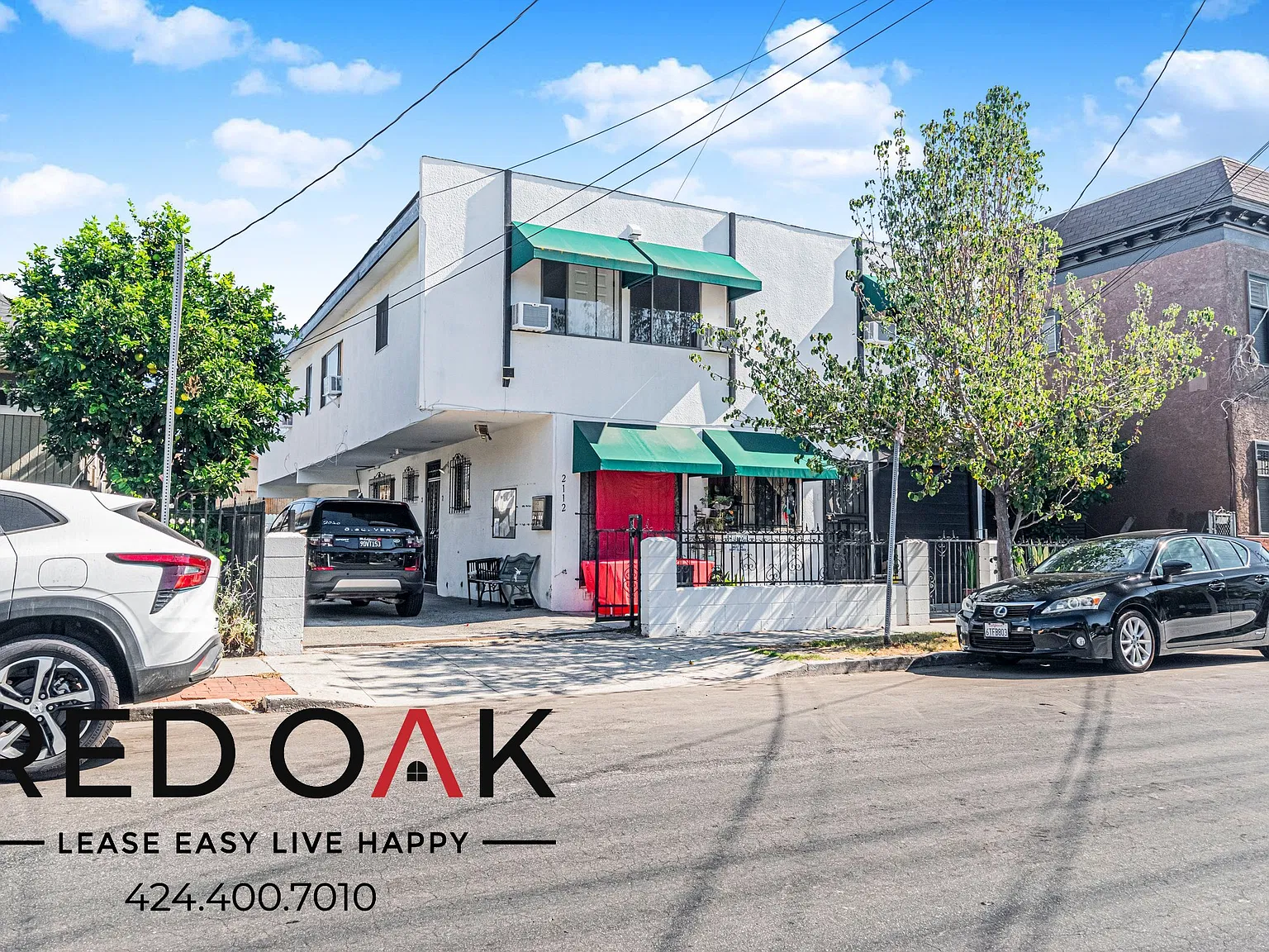 Sunlit 1-Bed with Hardwood-Style Floors, Stainless Steel Appliances and Air Conditioning in the H... — Photo 3