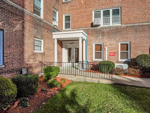 90 Bryant Ave 1 ( 001 OF 22).JPG