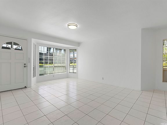 2nd image of 605 Mananai Pl #25-A