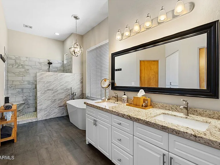 PRIMARY ENSUITE