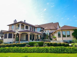 12316 Oak Bend Cir, Conroe, TX 77304