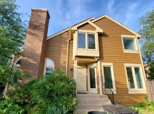1058 Nicklaus Ct, Herndon, VA 20170