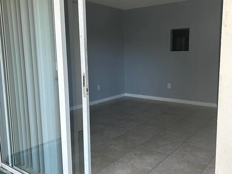 410 S Park Rd #1204 — Photo 9